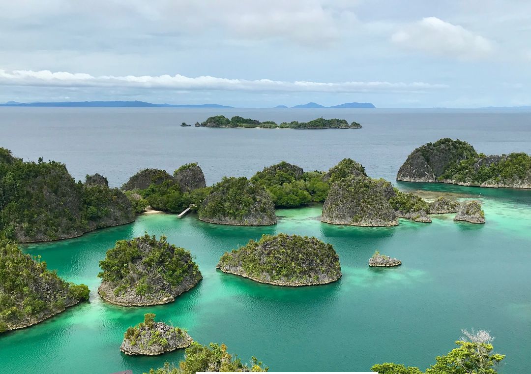 Apakah karakteristik negara kepulauan dan negara maritim?